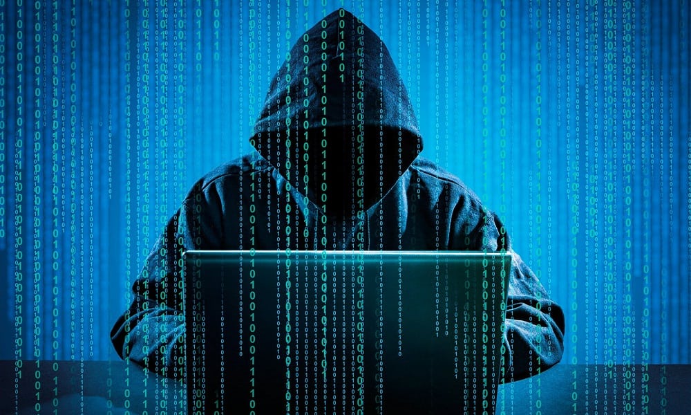 Hackers roubam dados pessoais e financeiros de 4,6 mil sites